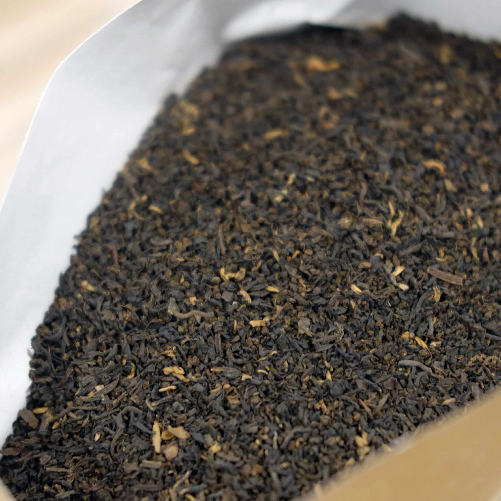 Low in caffeine black tea from India Black Deca Thee.be