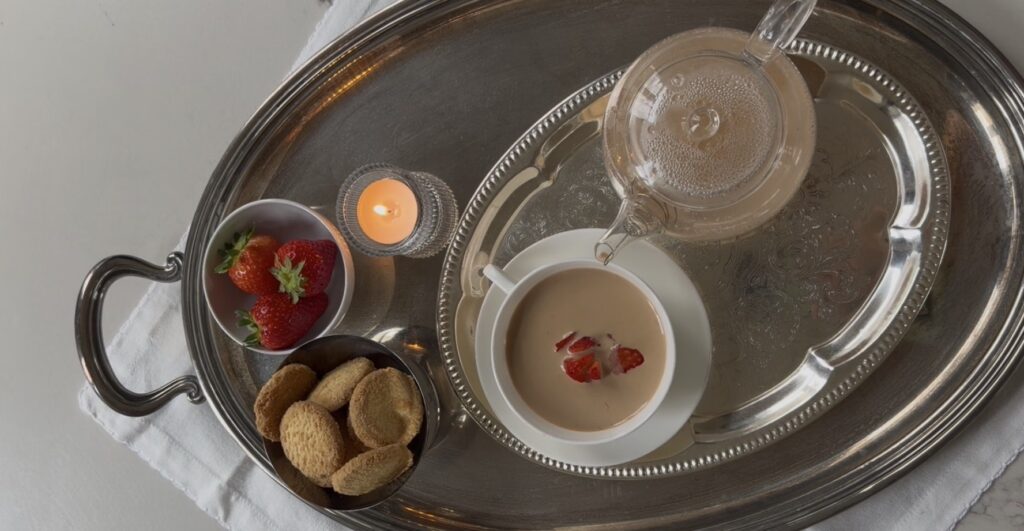 strawberry milk thee